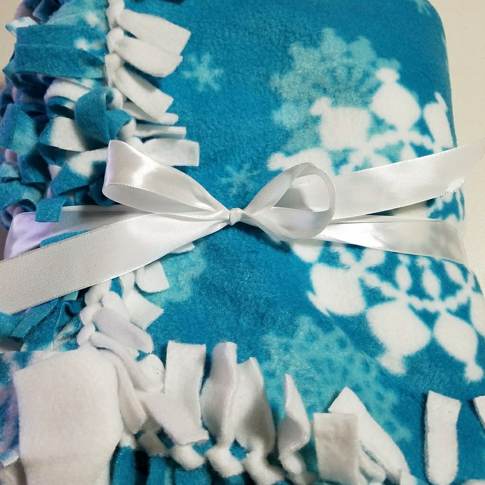 New Snowflake throw blanket